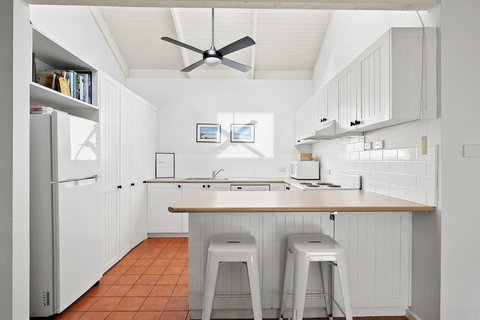 Mysa Anglesea Sleeps 7 WiFi SmartTV Cafes Shops - Darwin Holiday 3