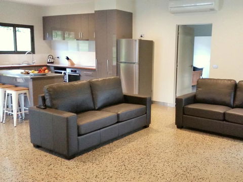 3 Bells Alpine Cottage - Darwin Holiday 16