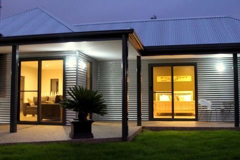 3 Bells Alpine Cottage - Darwin Holiday 10