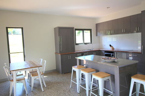 3 Bells Alpine Cottage - Darwin Holiday 13