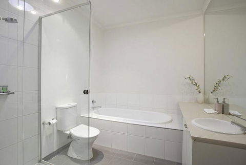 Torquay Golf Retreats - Pool, Beach, Tennis, Golf - Darwin Holiday 5