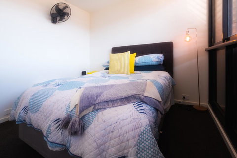 Waterfront Apt 234 Marinaquays - Darwin Holiday 18