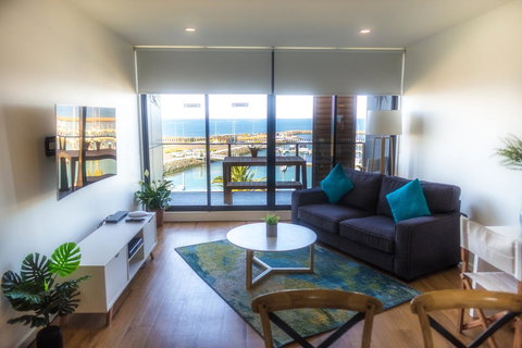 Waterfront Apt 234 Marinaquays - Darwin Holiday 2