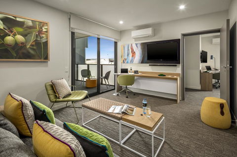Quest Dandenong Central - Darwin Holiday 19