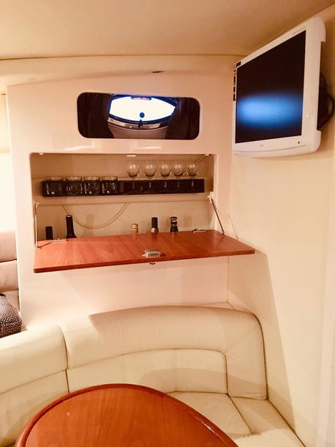 Luxury On The Water (Private Luxurious Boat) - Darwin Holiday 4