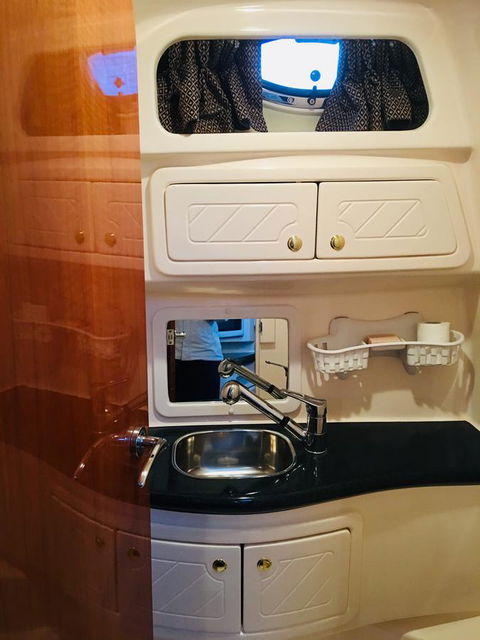 Luxury On The Water (Private Luxurious Boat) - Darwin Holiday 5