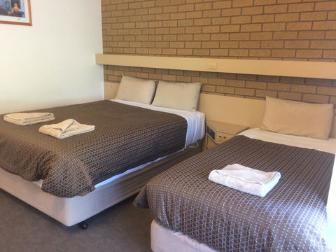 Ambassador Motor Inn - Darwin Holiday 5