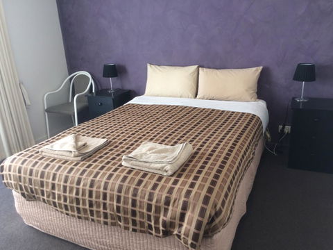 Ambassador Motor Inn - Darwin Holiday 4