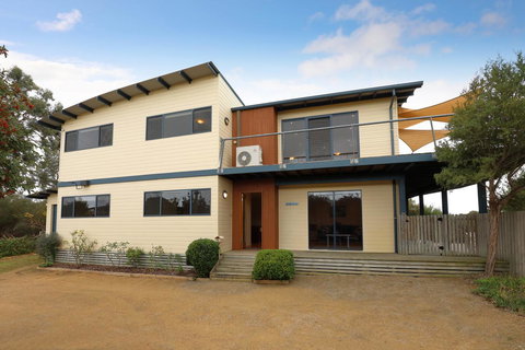 Via Nuova - Darwin Holiday 0