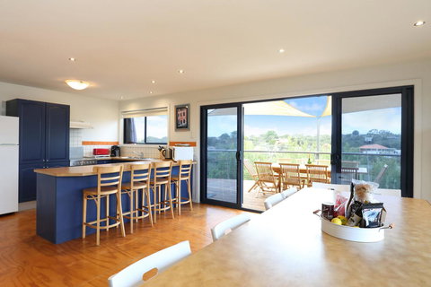 Via Nuova - Darwin Holiday 3