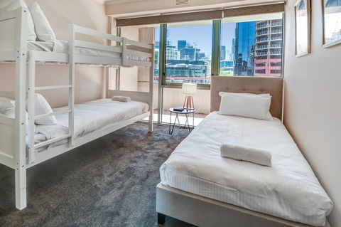 Southbank Tower Apartments - Darwin Holiday 11
