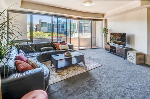 Southbank Tower Apartments - Darwin Holiday 0