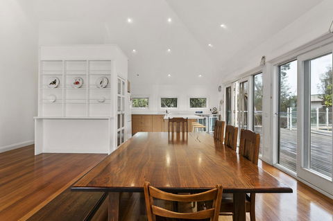 Perfect Blairgowrie Beach House - Darwin Holiday 8