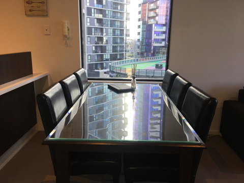 Dockland Kings Lucky 805 - Darwin Holiday 27