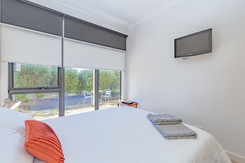 Stylish 3 Bedroom Townhouse - Free Parking - Darwin Holiday 20
