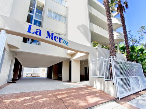 La Mer Sunshine Beachfront - Darwin Holiday 22