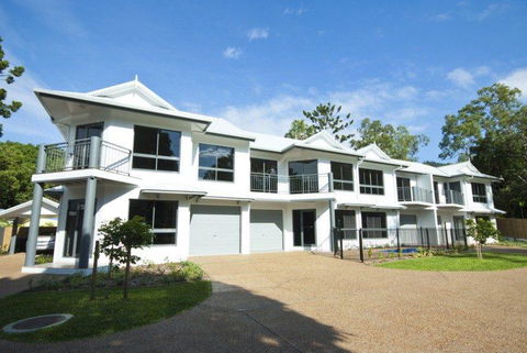 Woodville Beach Townhouse 6 - Darwin Holiday 6
