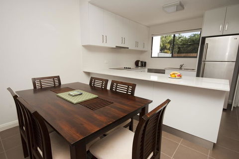 Woodville Beach Townhouse 6 - Darwin Holiday 7