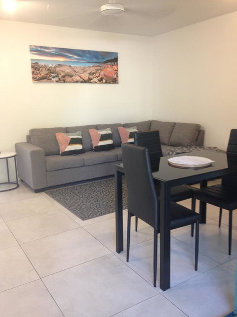 Chez Noosa Resort Motel - Darwin Holiday 3