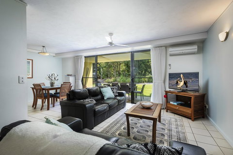 Coloured Sands - Rainbow Beach Resort - 5 Mins To Beach - Darwin Holiday 0