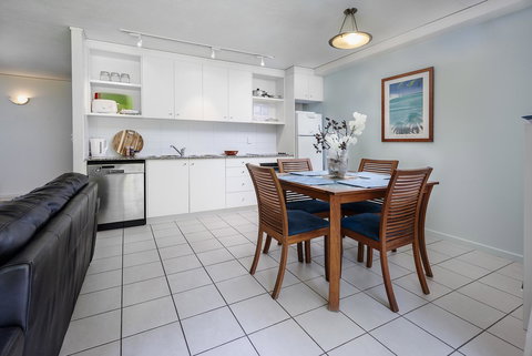 Coloured Sands - Rainbow Beach Resort - 5 Mins To Beach - Darwin Holiday 3