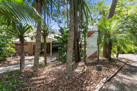 Coloured Sands - Rainbow Beach Resort - 5 Mins To Beach - Darwin Holiday 22