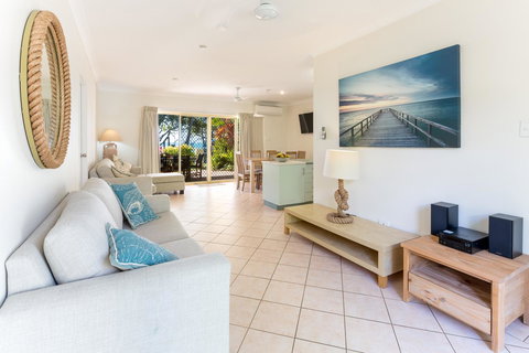 Sails On Horseshoe - Darwin Holiday 10