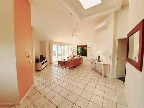 Parkshores Sunshine Beach Noosa Holiday Apartments - Darwin Holiday 13