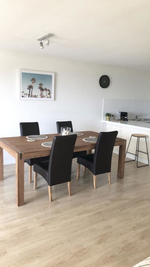 Sunshine Beach Luxe Apartment - Darwin Holiday 3
