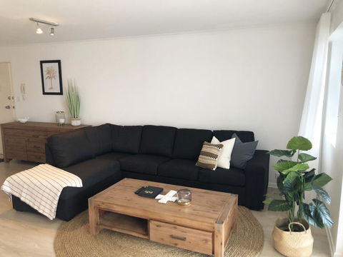 Sunshine Beach Luxe Apartment - Darwin Holiday 7