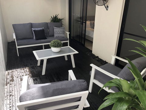 Sunshine Beach Luxe Apartment - Darwin Holiday 31