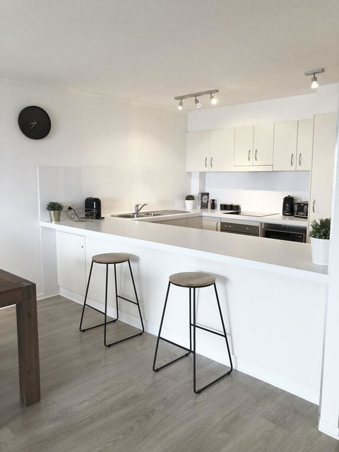 Sunshine Beach Luxe Apartment - Darwin Holiday 5