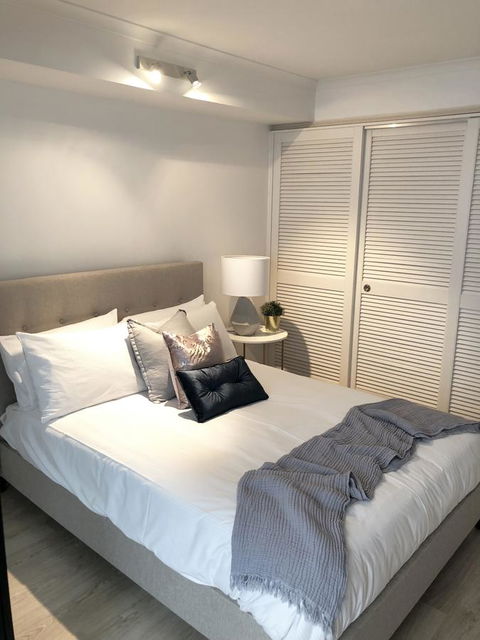 Sunshine Beach Luxe Apartment - Darwin Holiday 18