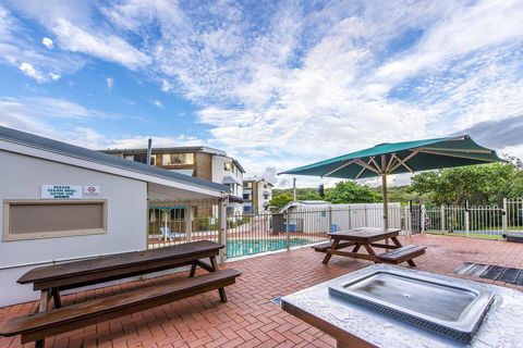 Whale Watch Ocean Beach Resort - Darwin Holiday 2