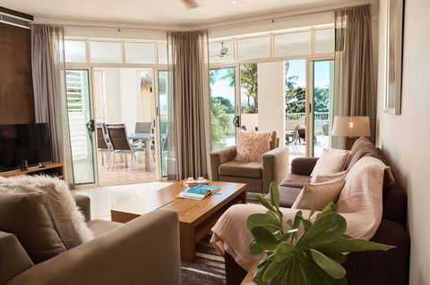 Sea Change Beachfront Apartments - Darwin Holiday 5