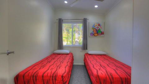 Alex Beach Cabins And Tourist Park - Darwin Holiday 31