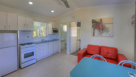 Alex Beach Cabins And Tourist Park - Darwin Holiday 22