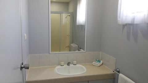 Alex Beach Cabins And Tourist Park - Darwin Holiday 2
