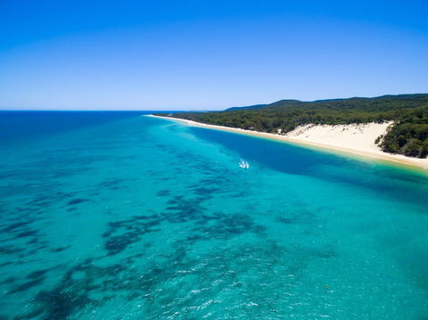 Castaways Moreton Island - Darwin Holiday 4