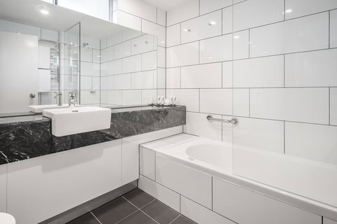 Hotel Grand Chancellor Palm Cove - Darwin Holiday 9