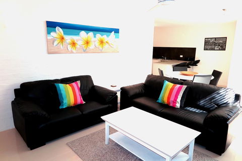 Myuna Holiday Apartments - Darwin Holiday 8