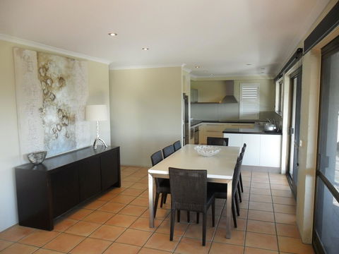 Myuna Holiday Apartments - Darwin Holiday 14