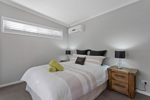Pandanus Spa Cottage - Darwin Holiday 3
