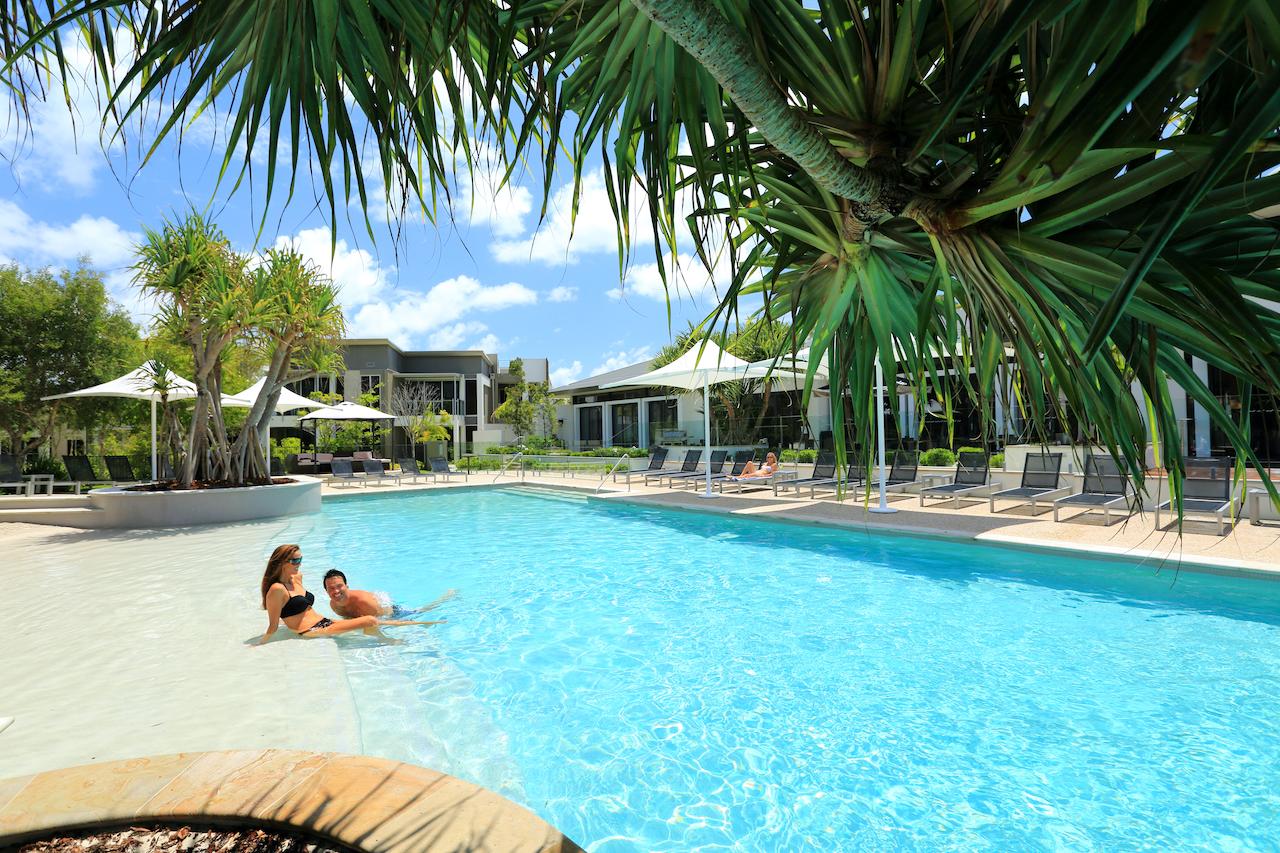  Darwin Holiday