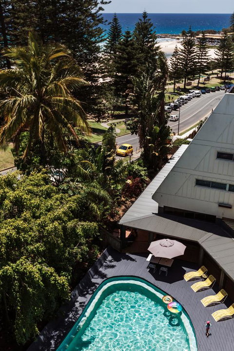 Rainbow Bay Backpackers - Darwin Holiday 24