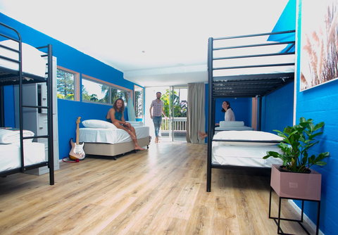 Rainbow Bay Backpackers - Darwin Holiday 11