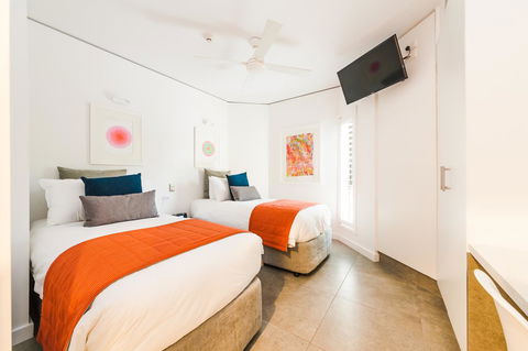 Netanya Noosa Beachfront Resort - Darwin Holiday 17