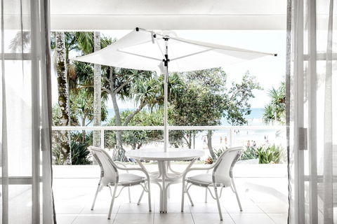 Netanya Noosa Beachfront Resort - Darwin Holiday 6