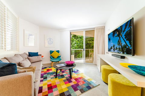 Netanya Noosa Beachfront Resort - Darwin Holiday 14