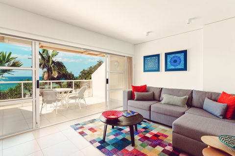 Netanya Noosa Beachfront Resort - Darwin Holiday 8